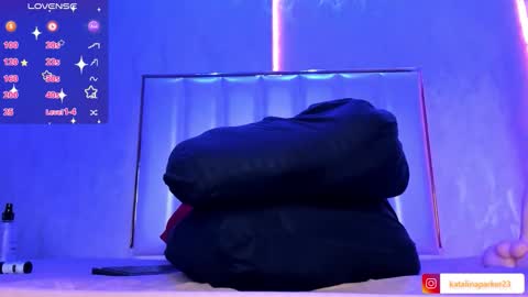 KATA  online show from September 25, 2025, 2:43 pm