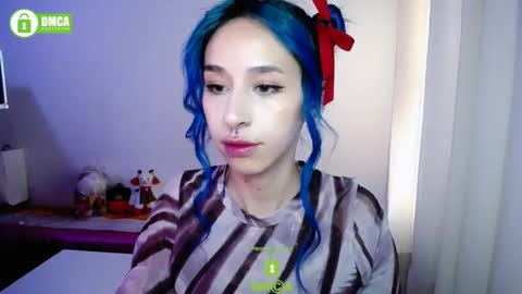 Maca online show from December 19, 2025, 3:19 pm