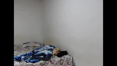 kate_bliss online show from September 23, 2025, 7:50 pm