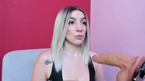 Kate  online show from December 5, 2025, 11:19 am