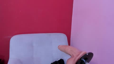 Kate  online show from March 11, 2026, 11:27 am