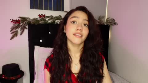 Snapshot of kate_crown chatting on December 20, 2024, 9:17 pm Kate Crown online show from December 20, 2024, 9:17 pm