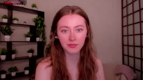 Snapshot of kate_cuddle chatting on June 22, 2026, 2:24 am Kate online show from June 22, 2026, 2:24 am