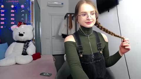.Be kind and gentle with me and I will do my best for you.   online show from February 24, 2025, 12:59 pm