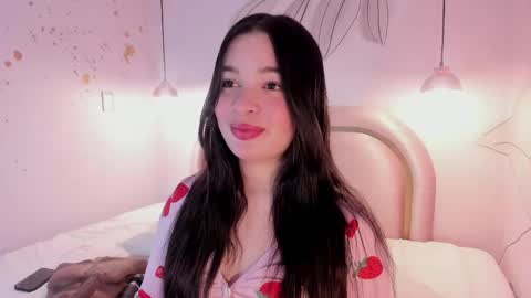 Snapshot of kate_michaels_ chatting on May 17, 2026, 3:15 am Kate online show from May 17, 2026, 3:15 am