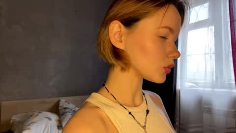 kate_mikki online show from October 24, 2025, 4:42 am