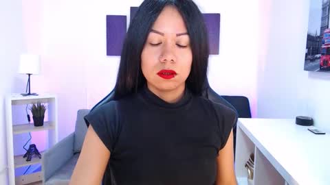 Kate  online show from October 28, 2025, 10:41 am