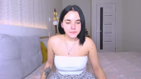 KATE online show from January 11, 2025, 5:51 pm