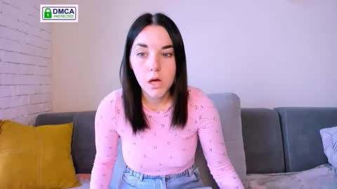 KATE online show from September 21, 2025, 4:58 am