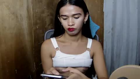 Snapshot of kate_romance chatting on June 29, 2026, 12:38 pm Kate online show from June 29, 2026, 12:38 pm