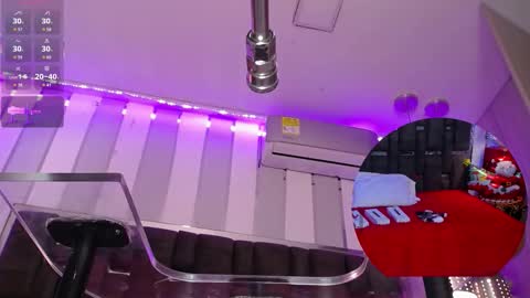 kate_roose online show from December 18, 2025, 9:10 pm