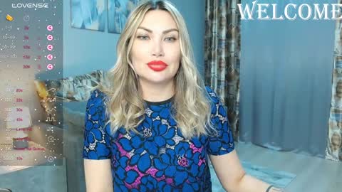 Snapshot of kate_space chatting on December 1, 2024, 9:37 pm Therapist online show from December 1, 2024, 9:37 pm