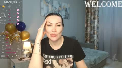 Snapshot of kate_space chatting on March 7, 2025, 12:56 pm Therapist online show from March 7, 2025, 12:56 pm