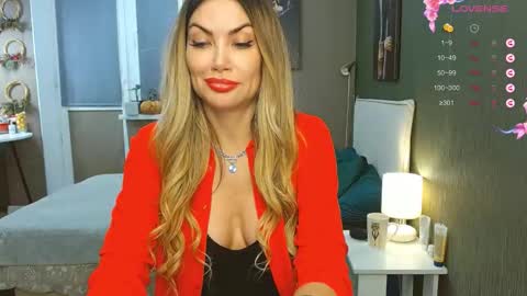 Therapist online show from December 19, 2025, 11:12 pm