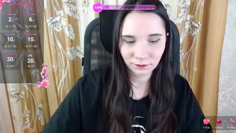 YourKate online show from November 7, 2025, 12:05 pm