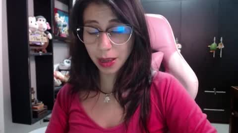 Kateeen18 online show from November 13, 2025, 3:27 am