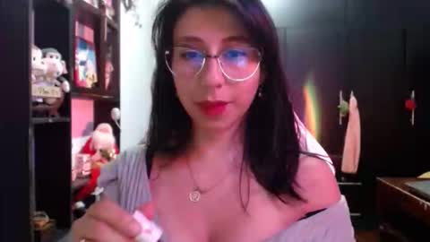 Kateeen18 online show from April 13, 2026, 11:54 pm