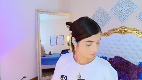 katee Martinez online show from May 29, 2026, 7:34 pm