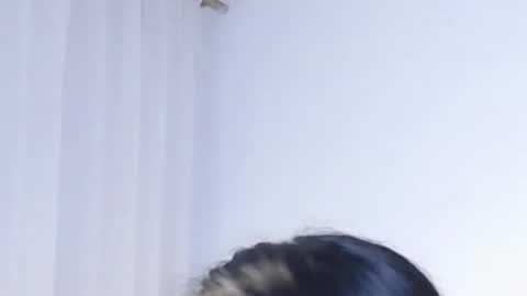 Help me with rate thanks  online show from January 9, 2026, 5:10 am