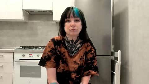 Milana online show from January 6, 2026, 7:23 am