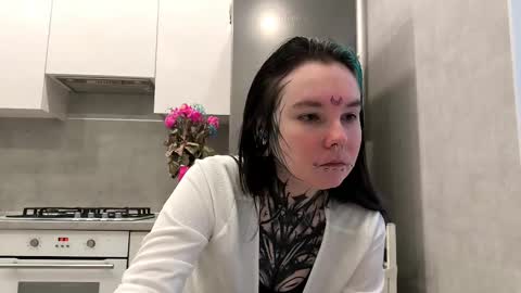 Milana online show from January 13, 2026, 7:02 am