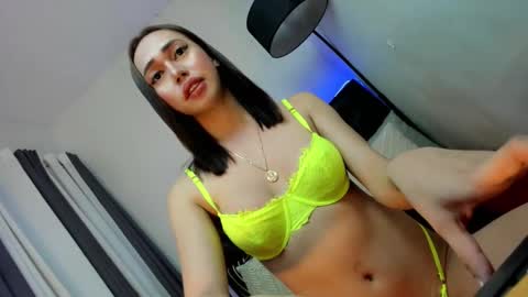 katetelmo  - Insta online show from September 14, 2025, 10:42 pm