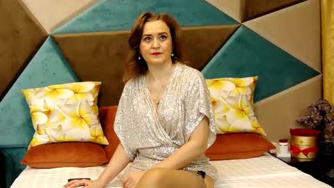 KateQueenston --  online show from February 23, 2025, 2:51 am