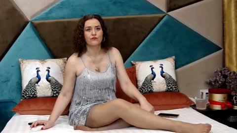 KateQueenston --  online show from March 5, 2026, 9:22 pm