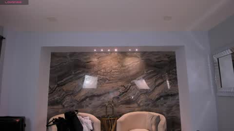 K A T E  online show from April 19, 2026, 8:02 am