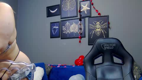 Kate online show from February 13, 2025, 10:00 pm