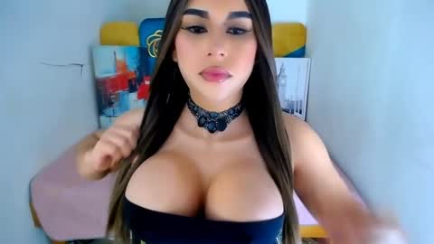Snapshot of katherine_bigcock24 chatting on February 5, 2025, 6:59 pm KATHERINE online show from February 5, 2025, 6:59 pm