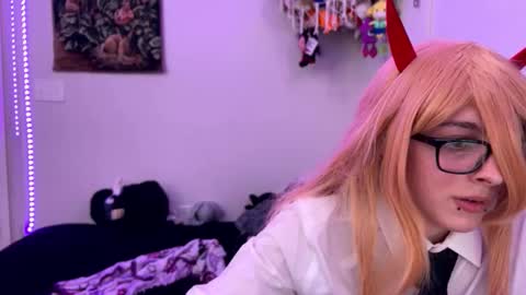 Snapshot of katherinekleave chatting on February 13, 2026, 3:24 am katherinekleave online show from February 13, 2026, 3:24 am