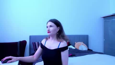 Katherine online show from October 12, 2025, 7:29 am