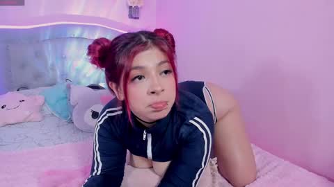 Kathia  online show from January 19, 2025, 2:49 pm