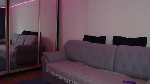 KathrineBerry online show from September 19, 2025, 3:08 am