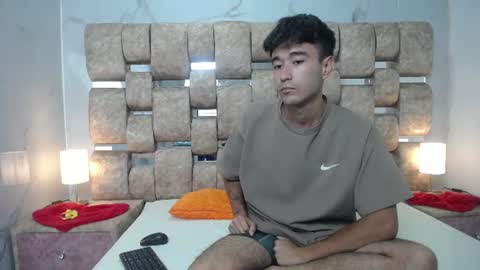 Snapshot of kathyaiden chatting on July 9, 2026, 2:32 pm Kaht y Aiden online show from July 9, 2026, 2:32 pm