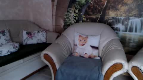 Kathy online show from September 19, 2025, 3:56 pm