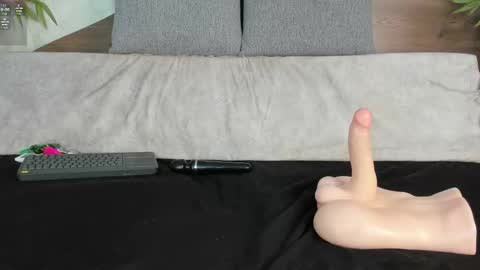 Katia Cute online show from October 2, 2025, 2:24 pm