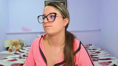 Khaterine online show from October 16, 2025, 12:06 pm