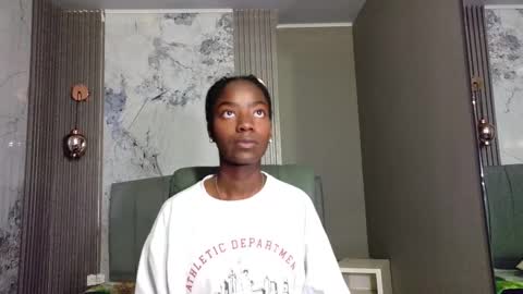 Katia online show from December 1, 2025, 11:59 am