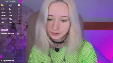 Katia  online show from December 14, 2025, 6:30 am