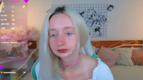 Katia  online show from April 14, 2026, 5:24 am