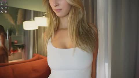 Katie online show from September 26, 2025, 2:21 pm