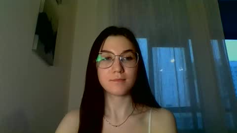 katie_foxi online show from March 5, 2025, 3:07 pm