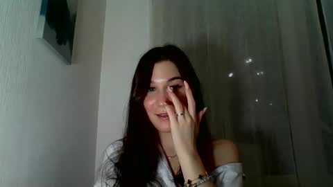 katie_foxi online show from December 20, 2025, 5:53 pm