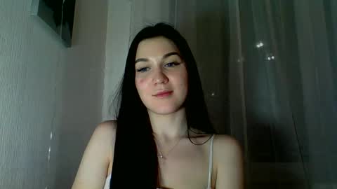 katie_foxi online show from February 11, 2026, 6:02 pm