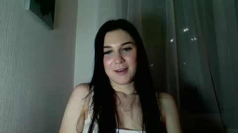katie_foxi online show from April 30, 2026, 10:58 pm