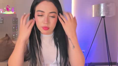 Snapshot of katieangel1 chatting on October 5, 2025, 11:19 am katieangel1 online show from October 5, 2025, 11:19 am