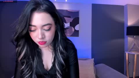 Snapshot of katieangel1 chatting on October 12, 2025, 11:31 am katieangel1 online show from October 12, 2025, 11:31 am