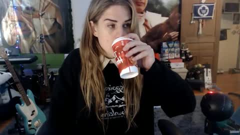 Snapshot of katiecutie_5 chatting on December 19, 2024, 4:02 am Katie online show from December 19, 2024, 4:02 am